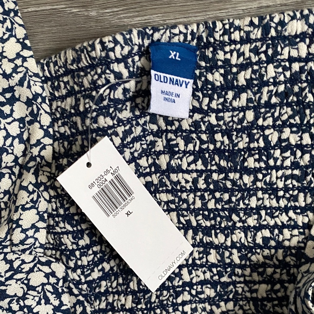 Old Navy Fit & Flare Crepe Mini Dress, NWT, Retails $35, Multiple Sizes - Picture 6 of 9